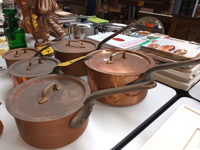 Lot 352 - steelpannen in rood koper. 5 stuks - afbeelding 4 van  5