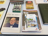 Lot 354 - boeken en tijdschriften oorlog - afbeelding 6 van  7