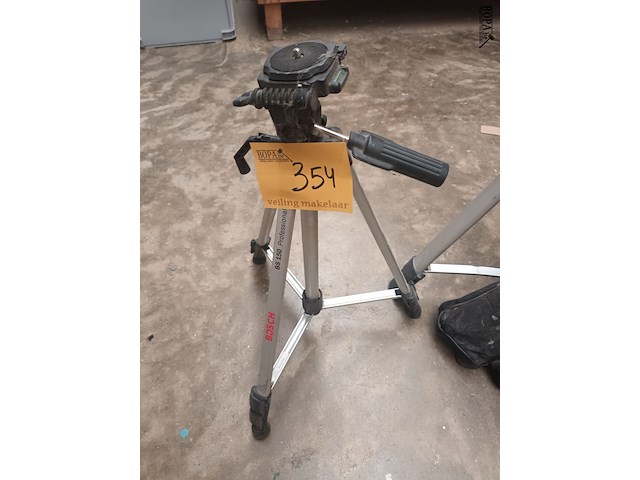 Lot 354 - driepoot statief bosch - afbeelding 1 van  3