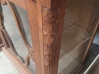 Lot 354 - vitrine kasten. 2 stuks - afbeelding 3 van  5