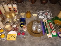 Lot 355 - kaarsen en kaarsenhouders - afbeelding 3 van  4