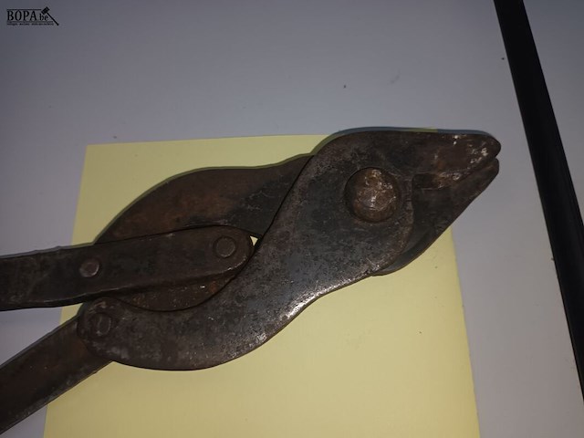 Lot 357 - kniptang 1940 - afbeelding 2 van  3