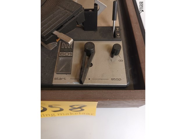 Lot 358 - platenspeler dual 601 - afbeelding 3 van  3