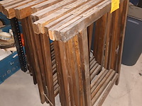 Lot 359 - houten schragen. 12 stuks - afbeelding 2 van  3