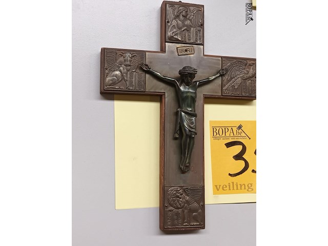 Lot 359 - kruisbeeld met 4 evangelisten - afbeelding 2 van  3
