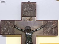 Lot 359 - kruisbeeld met 4 evangelisten - afbeelding 3 van  3