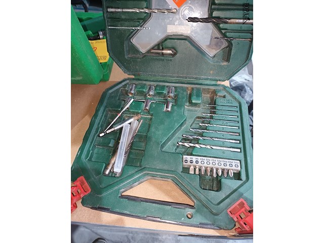 Lot 36 - boren, figuurzagen en bits. 5 stuks - afbeelding 4 van  5