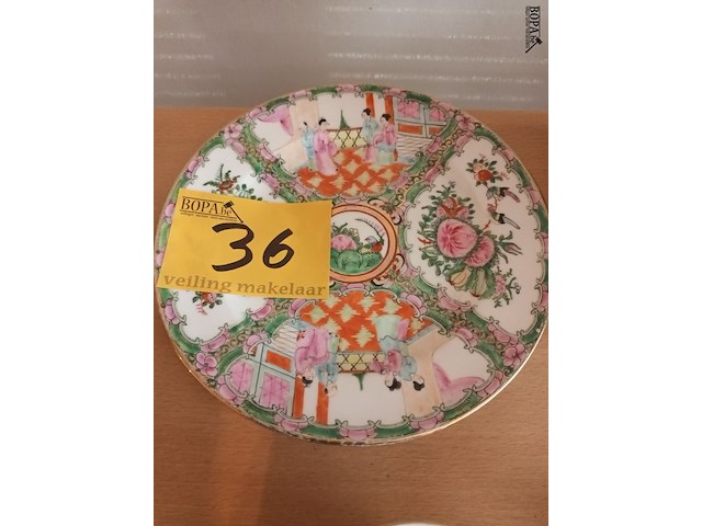 Lot 36 - chinees sierbord - afbeelding 1 van  3