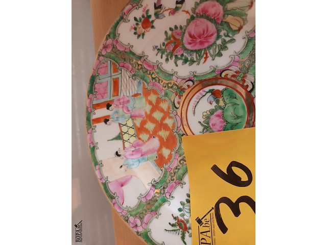 Lot 36 - chinees sierbord - afbeelding 2 van  3