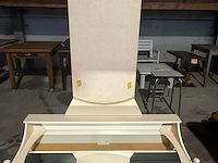 Lot 36 - commode met opzetbaar spiegelgedeelte - afbeelding 1 van  3