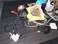 Lot 36 - diverse elektro onderdelen - afbeelding 2 van  6