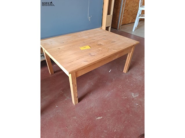 Lot 36 - grenenhouten salontafel - afbeelding 1 van  3