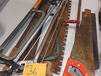 Lot 36 - handgereedschap. zagen. 11 stuks - afbeelding 1 van  4
