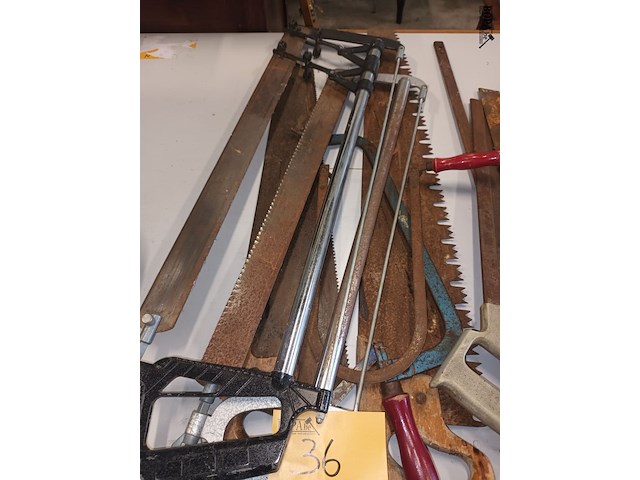 Lot 36 - handgereedschap. zagen. 11 stuks - afbeelding 4 van  4