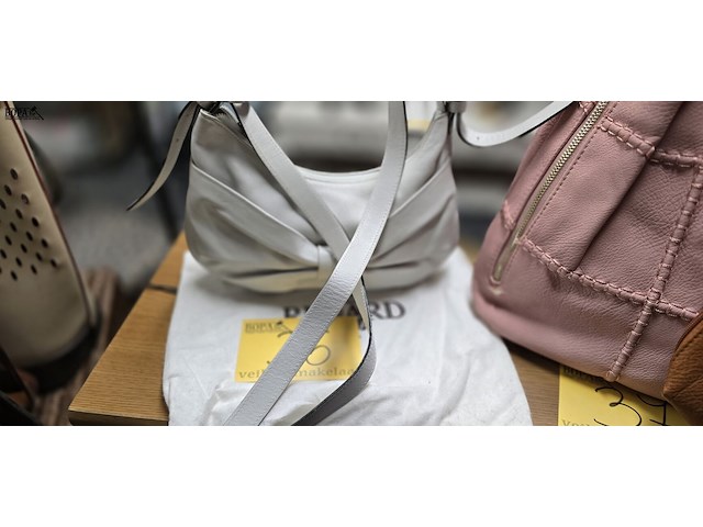 Lot 36 - handtas met opbergzak yves renard - afbeelding 1 van  2