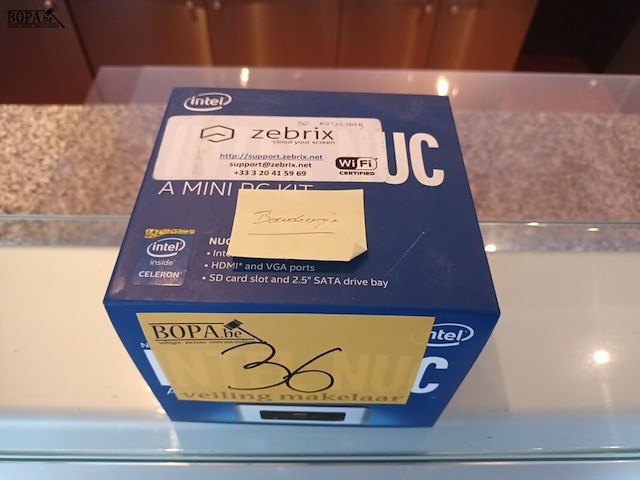 Lot 36 - intel mini pc kit - afbeelding 1 van  4