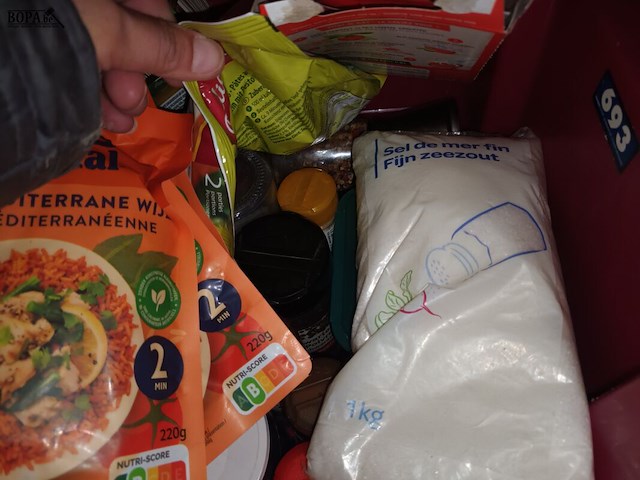 Lot 36 - keukengerei, kruiden en voeding - afbeelding 4 van  4