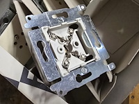 Lot 36 - niko schakelaars diverse modellen - afbeelding 5 van  6