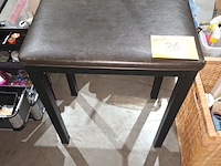 Lot 36 - piano krukje - afbeelding 1 van  3