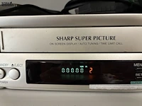 Lot 36 - sharp videocassettespeler - afbeelding 5 van  5