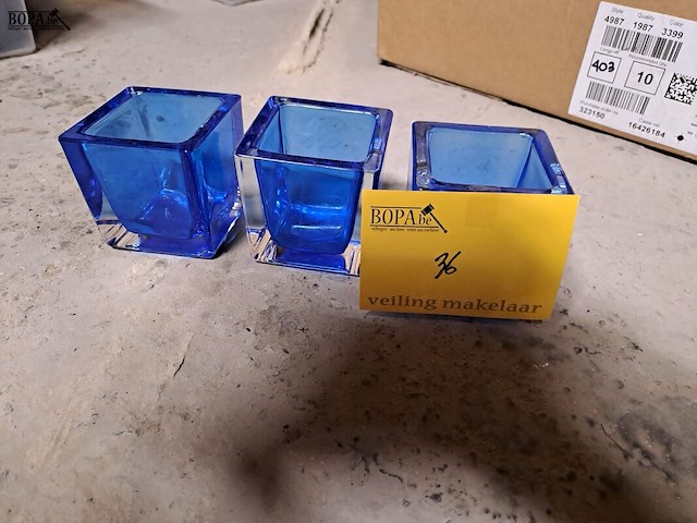 Lot 36 - theelichthouder blauw - 3stuks - afbeelding 1 van  1
