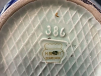 Lot 36 - vintage hubert bequet quaregnon dekselvaas - afbeelding 3 van  3