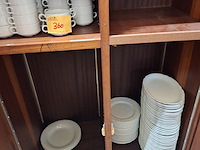 Lot 360 - soeptassen en borden - afbeelding 3 van  3