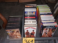 Lot 361 - gay porno - afbeelding 3 van  3
