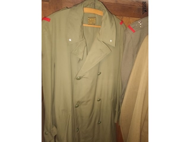 Lot 361 - militaire kledij. inhoud kleerkast - afbeelding 3 van  6