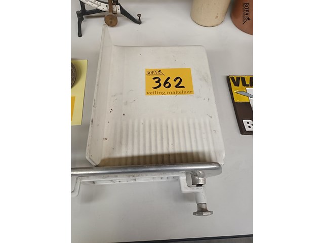 Lot 362 - antieke snijmachine sast - afbeelding 3 van  3