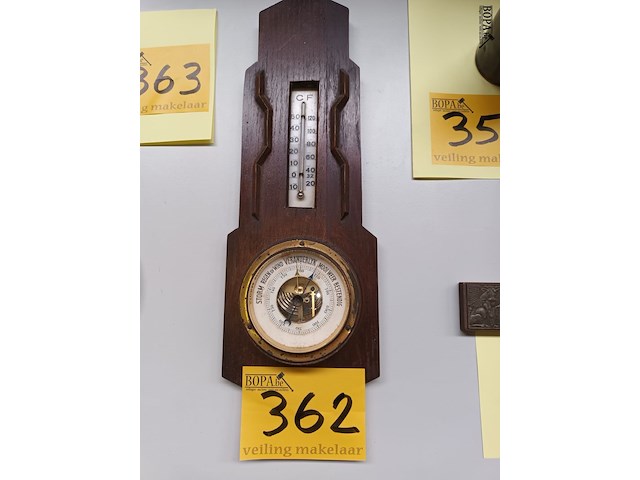 Lot 362 - art deco barometer - afbeelding 1 van  3