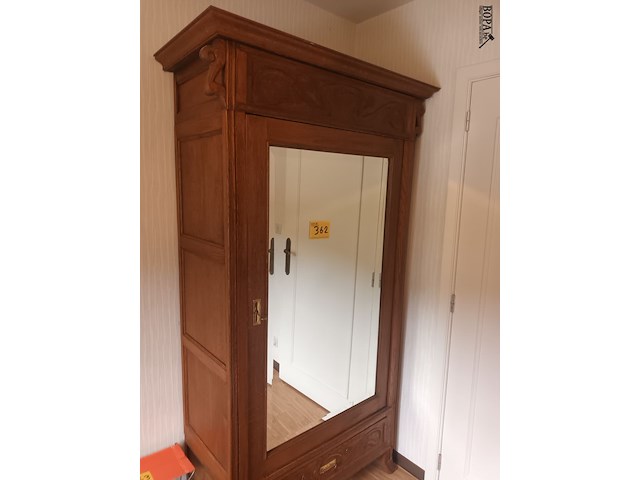 Lot 362 - art nouveau kleerkast - afbeelding 3 van  7