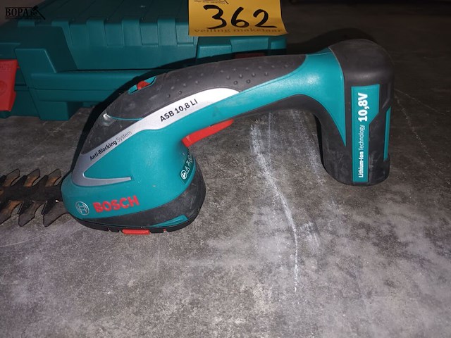 Lot 362 - haagschaar bosch - afbeelding 2 van  3