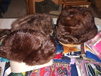 Lot 362 - sjaals en bont - afbeelding 4 van  5