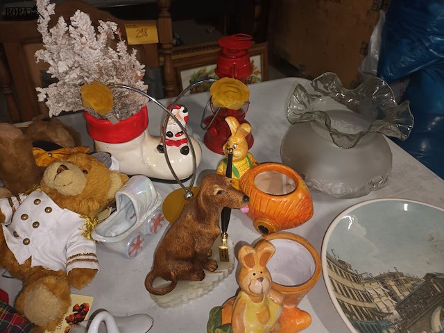 Lot 363 - decoratie. 40 stuks - afbeelding 5 van  6