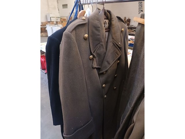 Lot 363 - militaire kledij. 26 stuks - afbeelding 3 van  5