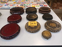 Lot 364 - chinese sokkels. 10 stuks - afbeelding 2 van  4