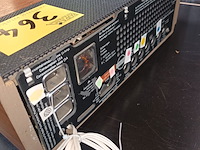 Lot 364 - grundig versterker - afbeelding 3 van  3