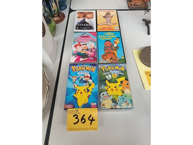 Lot 364 - video cassettes. 6 stuks - afbeelding 1 van  4