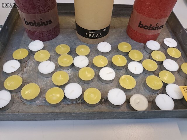 Lot 365 - plateau met kaarsen - afbeelding 3 van  4