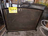 Lot 366 - haardscherm - afbeelding 1 van  3