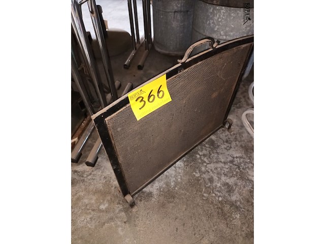 Lot 366 - haardscherm - afbeelding 3 van  3