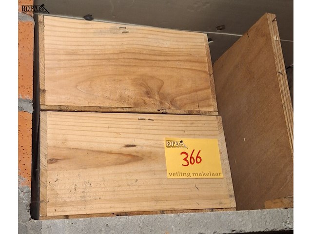 Lot 366 - lot wijnkistjes 10 stuks - afbeelding 1 van  4