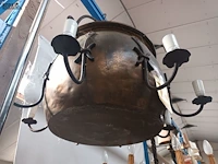 Lot 366 - luchter gemaakt van koperen ketel - afbeelding 4 van  4