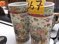 Lot 367 - koppel chinese cilindervormige vazen - afbeelding 4 van  4