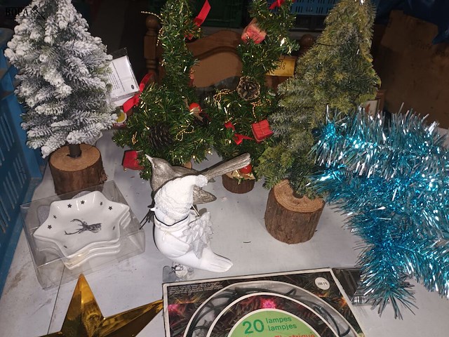Lot 368 - kerstdecoratie - afbeelding 2 van  4