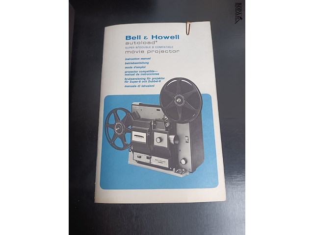 Lot 368 - movie projector - afbeelding 2 van  4