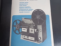 Lot 368 - movie projector - afbeelding 2 van  4