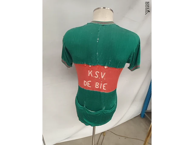 Lot 368 - vintage koerstrui - afbeelding 3 van  4