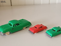 Lot 37 - auto’s op schaal. 6 stuks - afbeelding 6 van  9